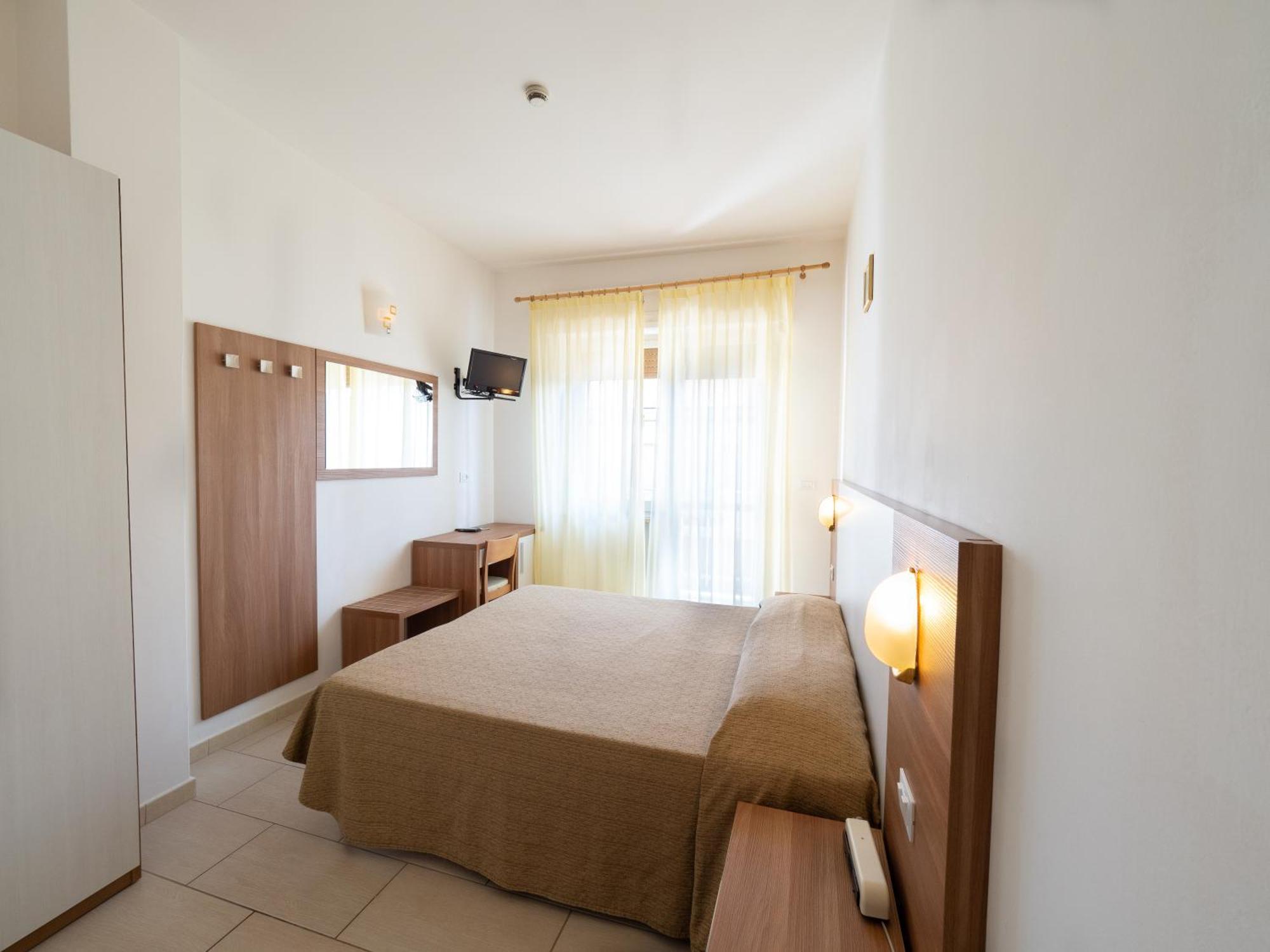 Hotel Blurelda Silvi Marina Bagian luar foto